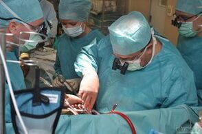 trattamento chirurgico delle vene varicose pelviche